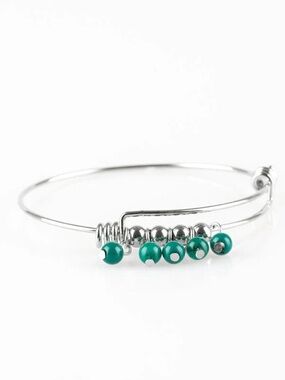 Green beaded charm bracelet